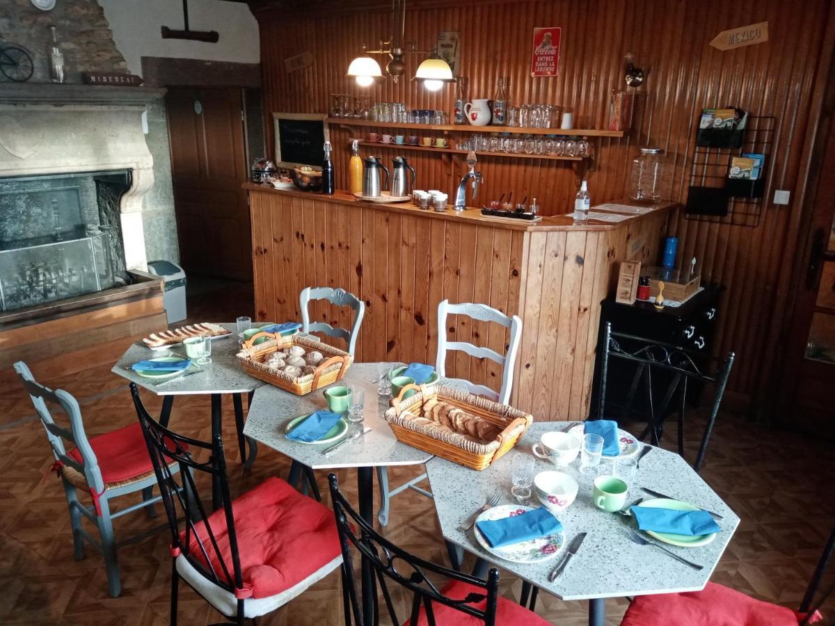 Bed and Breakfast Les P'Tites Pistes Chaux-des-Pres Zewnętrze zdjęcie